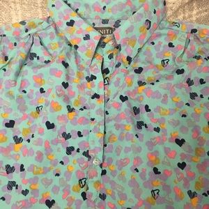 Sleeveless blouses